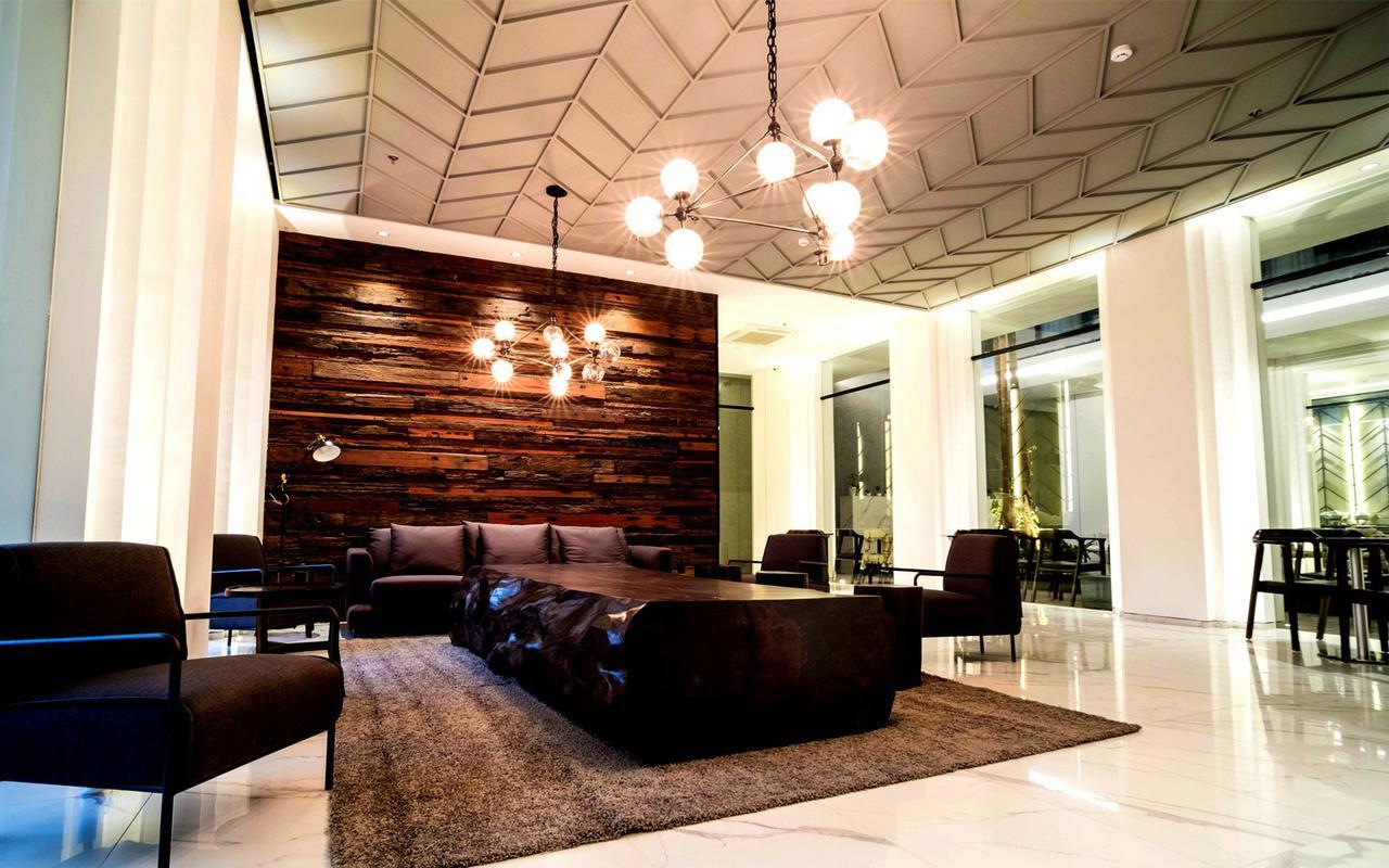Delua Hotel Jakarta Exterior foto