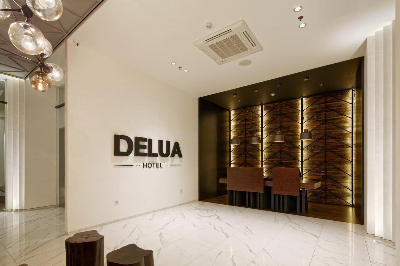 Delua Hotel Jakarta Exterior foto